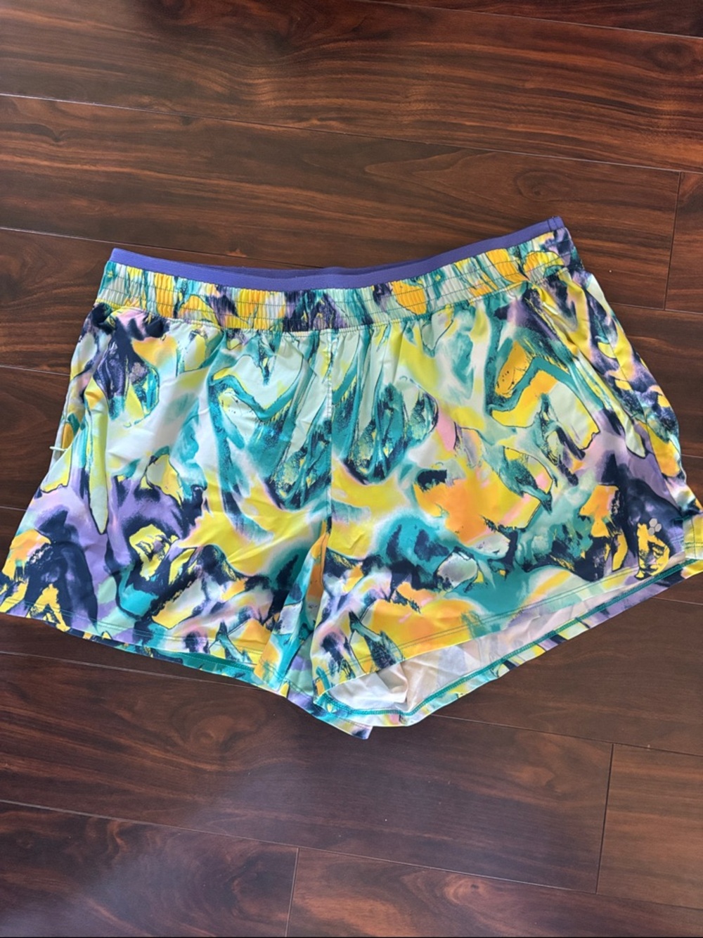 tek gear Teal, Yellow & Purple Abstract Athletic Shorts